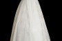 Koronkowa długa suknia ślubna princeska z koronkowym gorsetem na ramiączkach z dekoltem w serduszko i odpinanym trenem.