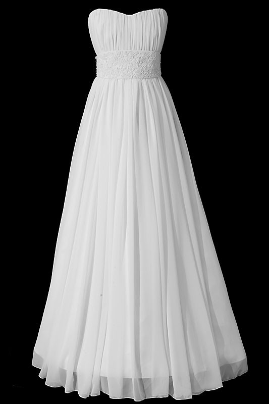 Długa suknia ślubna typu greczynka z marszczeniami, dekoltem w serduszko i szerokim pasem zdobionym kamieniami Swarovskiego.
