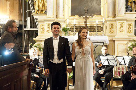 Koncert Pokoju w Jaworze - Krystian Krzeszowiak z żoną Natalią