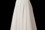Długa i zwiewna suknia ślubna w literę A a'la greczynka z gorsetem na jedno ramię i halką.