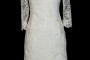 Krótka koronkowa sukienka do ślubu z rękawkami w stylu retro. Suknia z dekoltem w łódkę i koronkowym gorsetem.